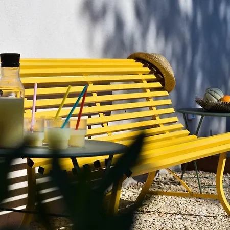 Les Loges En Provence 