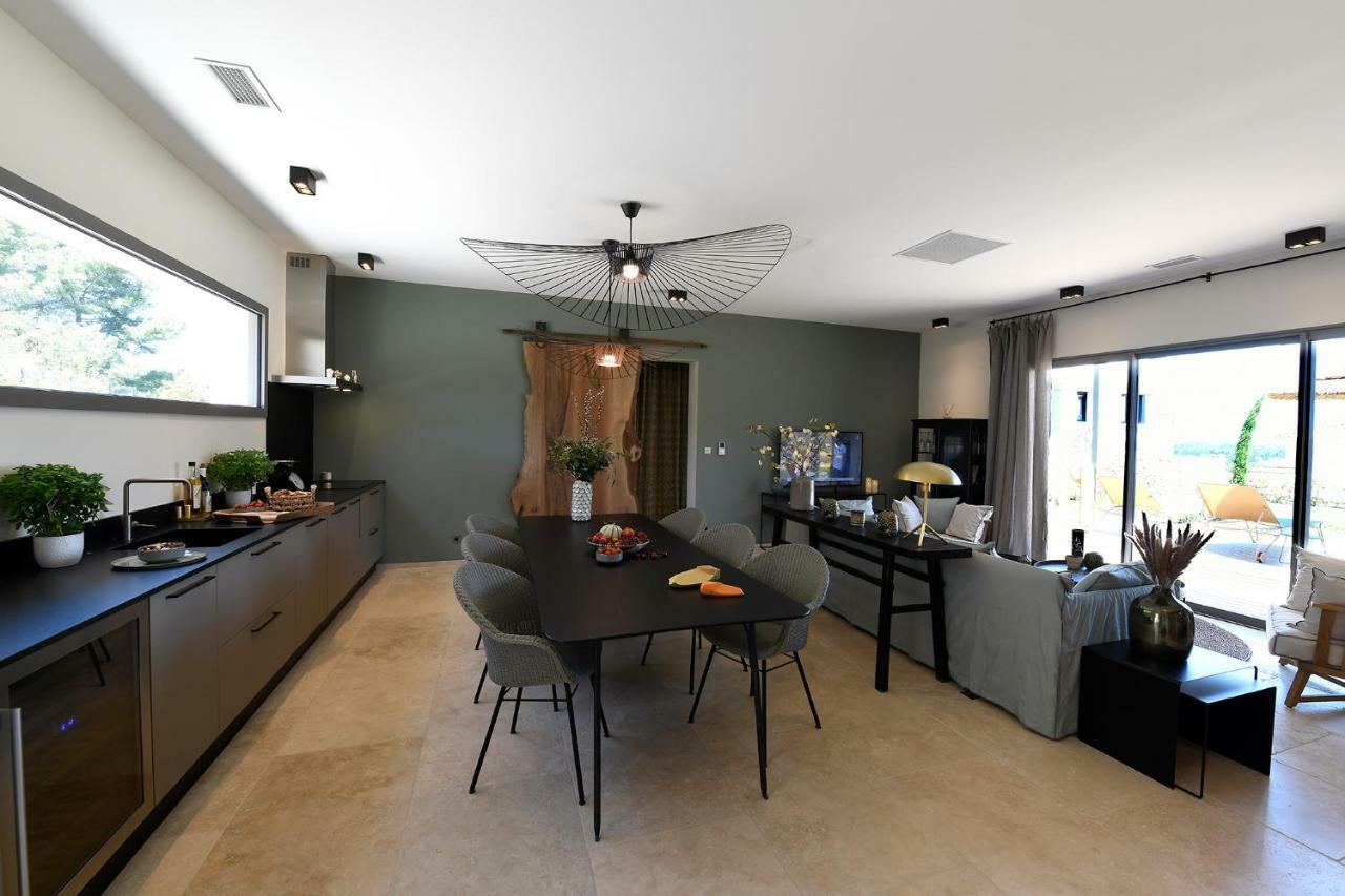 Les Loges En Provence Garrigue Villa *