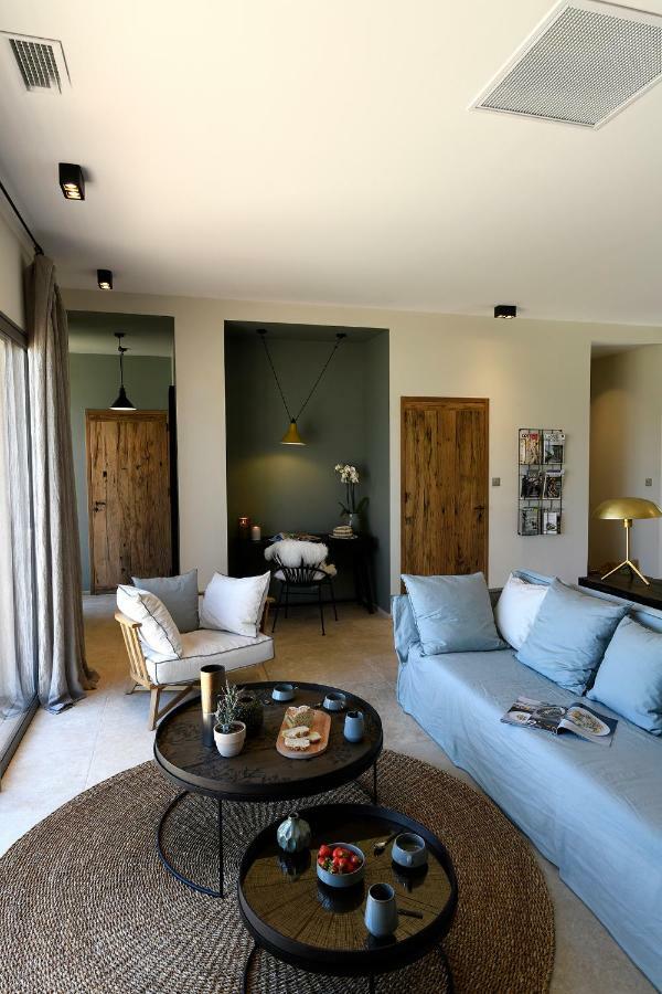 Les Loges En Provence Garrigue